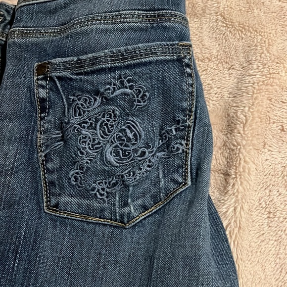 Silver Jeans - Picture 4 of 5